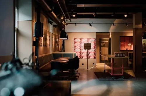 Restored Industrial Hub With a Retro-Cool Edge for Dynamic Corporate Gatherings