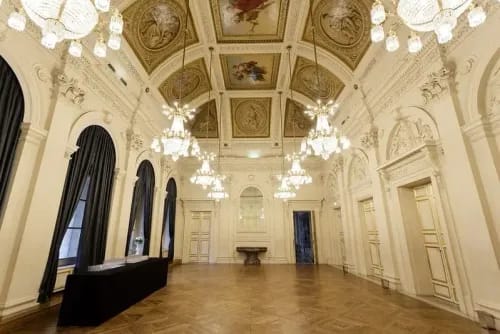 Opulent Neoclassical Ballroom With Frescoed Ceilings for Grand Corporate Affairs