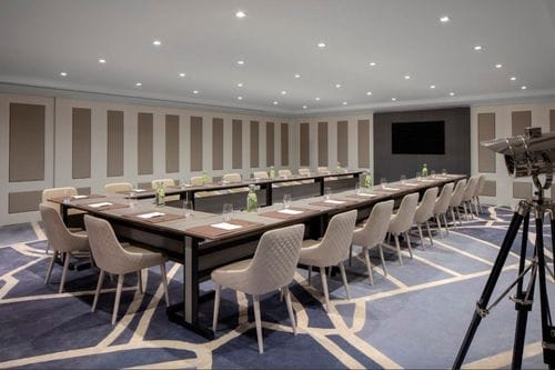 A Guide to Hosting a Conference in Dubai