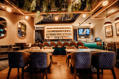 Chic Bar Venue with Central Location
