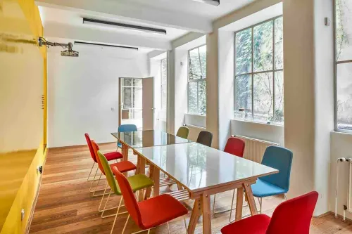 Cheerful Minimalist Meeting Room for Creative Brainstorms and Workshops