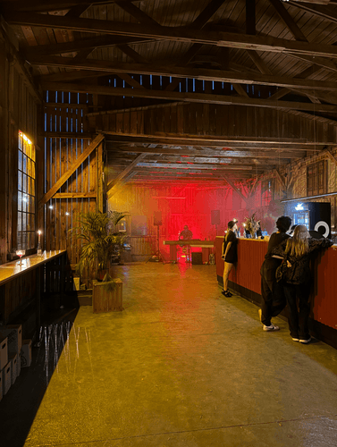 Rustic Barn-Style Venue With Exposed Wood and Modern Flair for Stylish Events