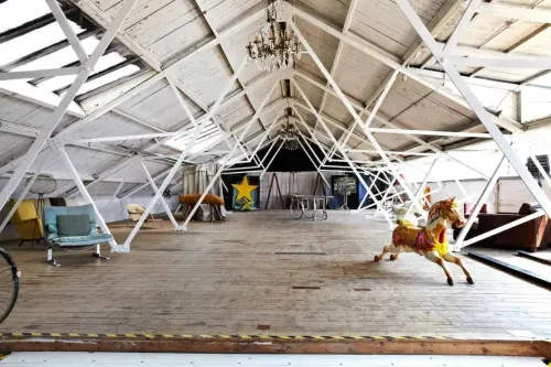 Former urban warehouse studio in Dalston. Studio Jones. Whole Venue